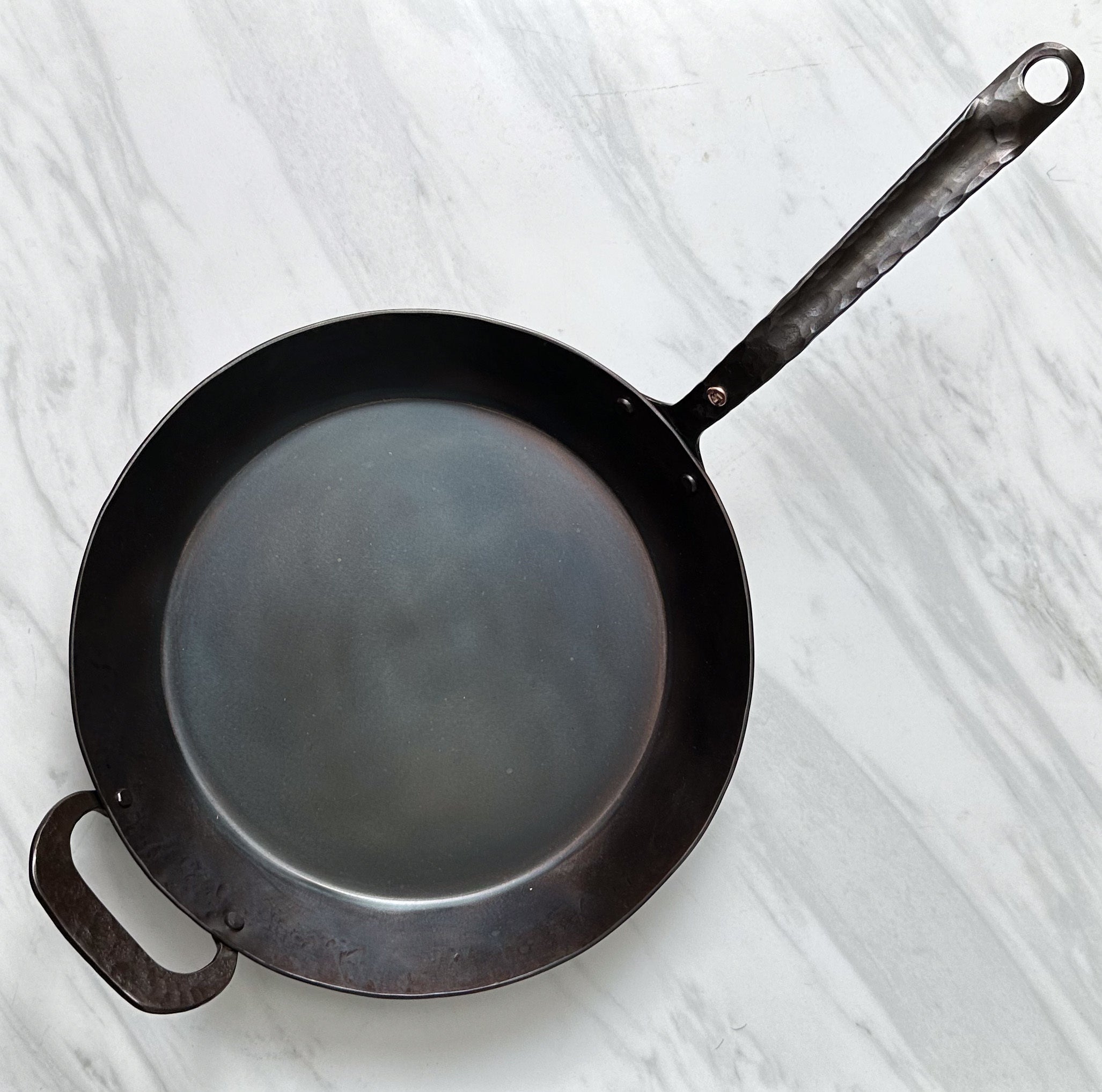 12 Round Carbon Steel Skillet - Hand Forged – Copper State Forge