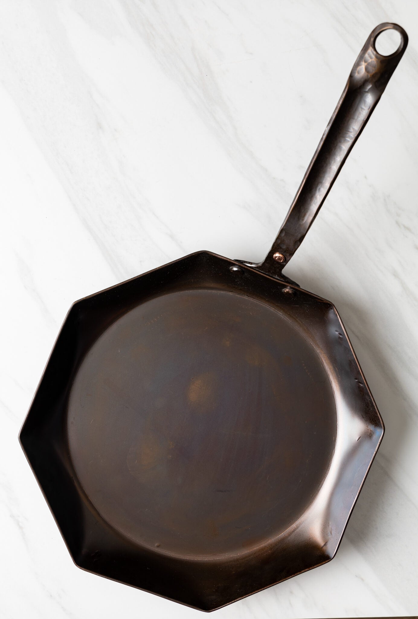 12 Octagon Carbon Steel Skillet - Hand Forged – Copper State Forge