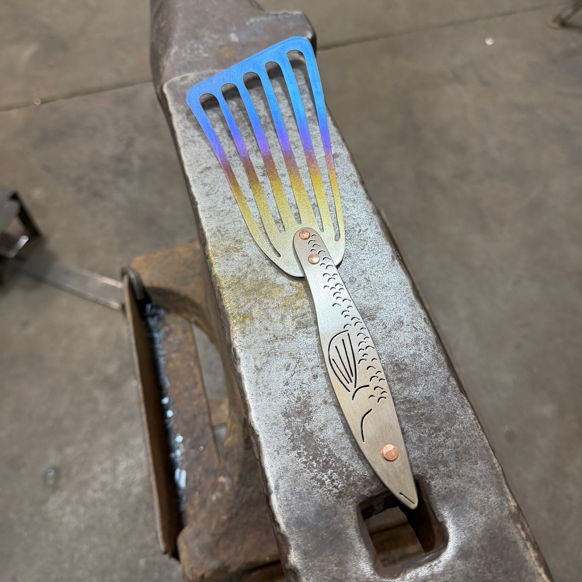 The Guppy    Titanium Flex Spatula